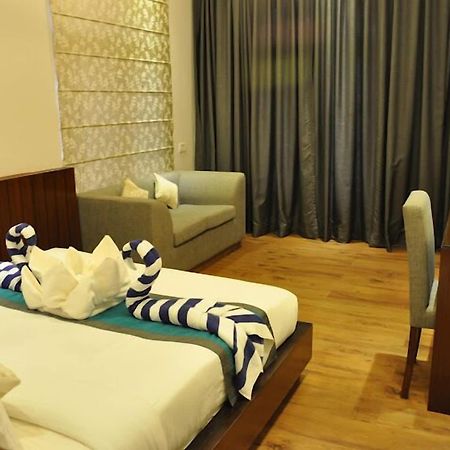 Sukhmantra Resort & Spa Candolim Exteriér fotografie